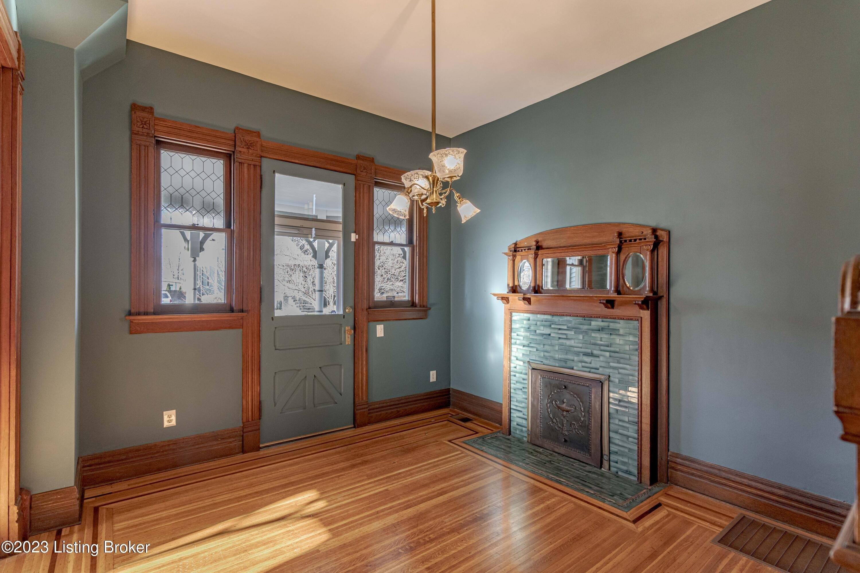 Cedar Bough Pl, New Albany, IN 47150