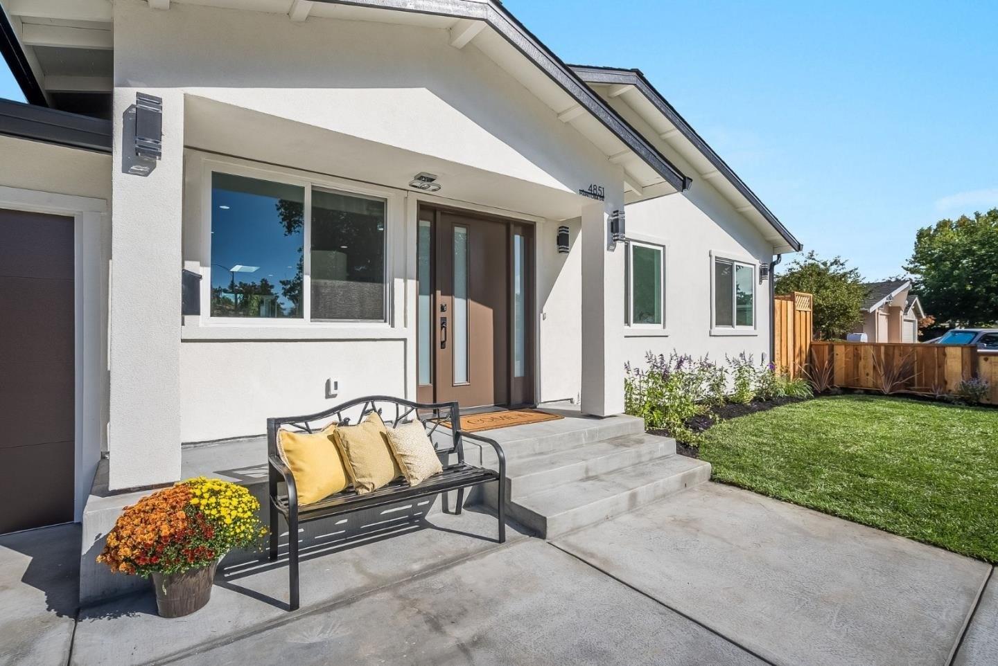 Manitoba Dr, San Jose, CA 95130