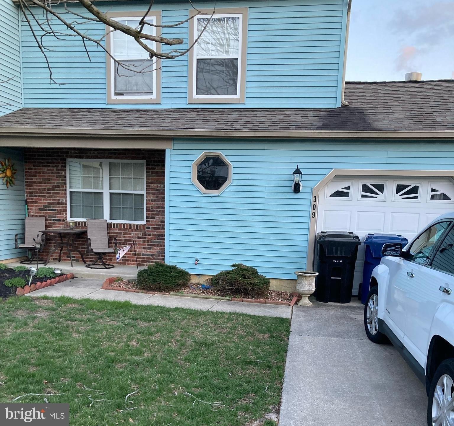Stonehouse Ln, Mullica Hill, NJ 08062