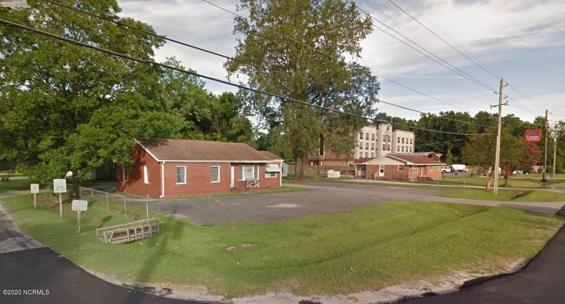 Armstrong Ave, New Bern, NC 28560