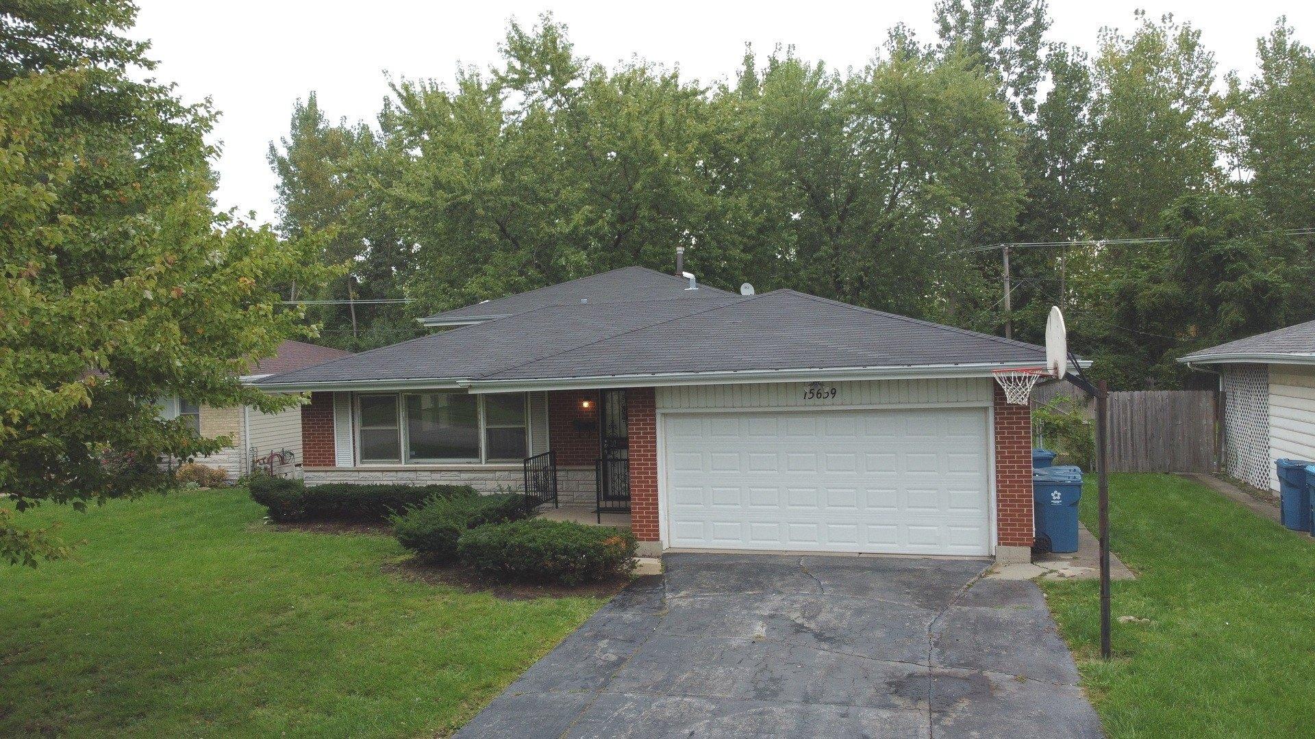 Dante Dr, South Holland, IL 60473