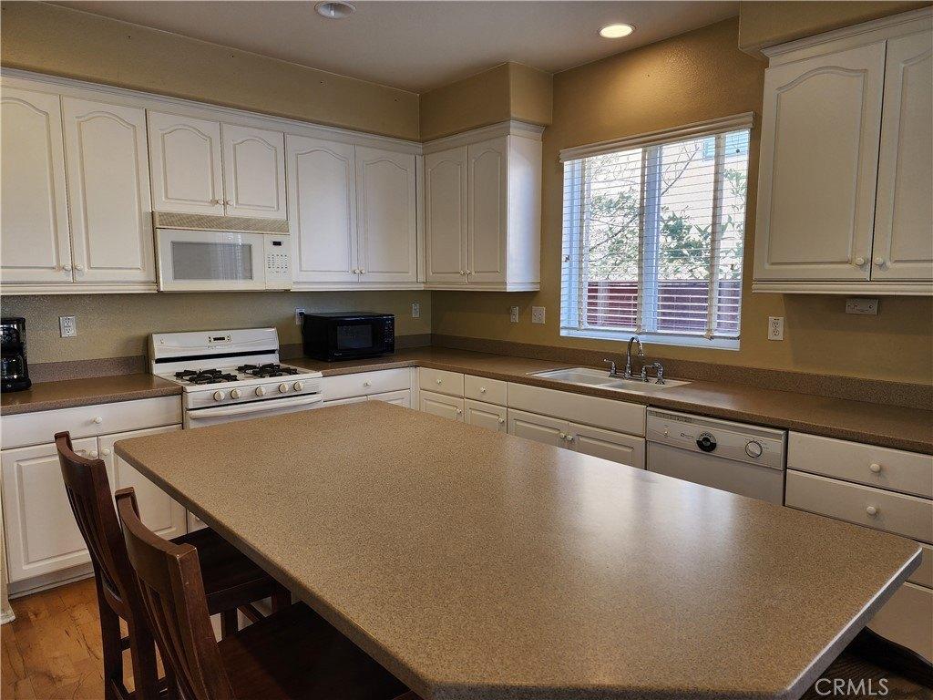 Kingston Dr, Temecula, CA 92592