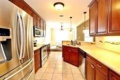 Glen Laurel Dr E, Valdosta, GA 31605