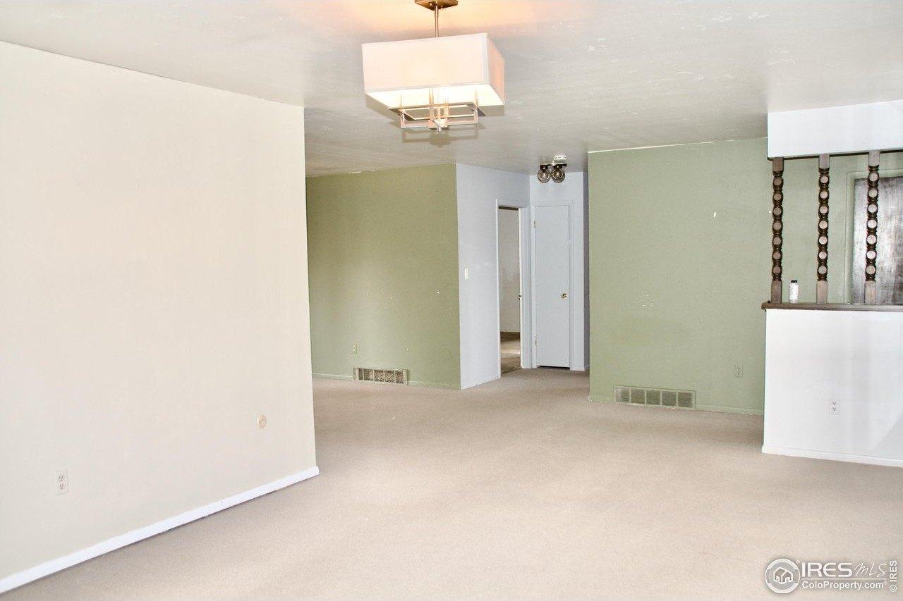 Sheffield Dr, Fort Collins, CO 80526
