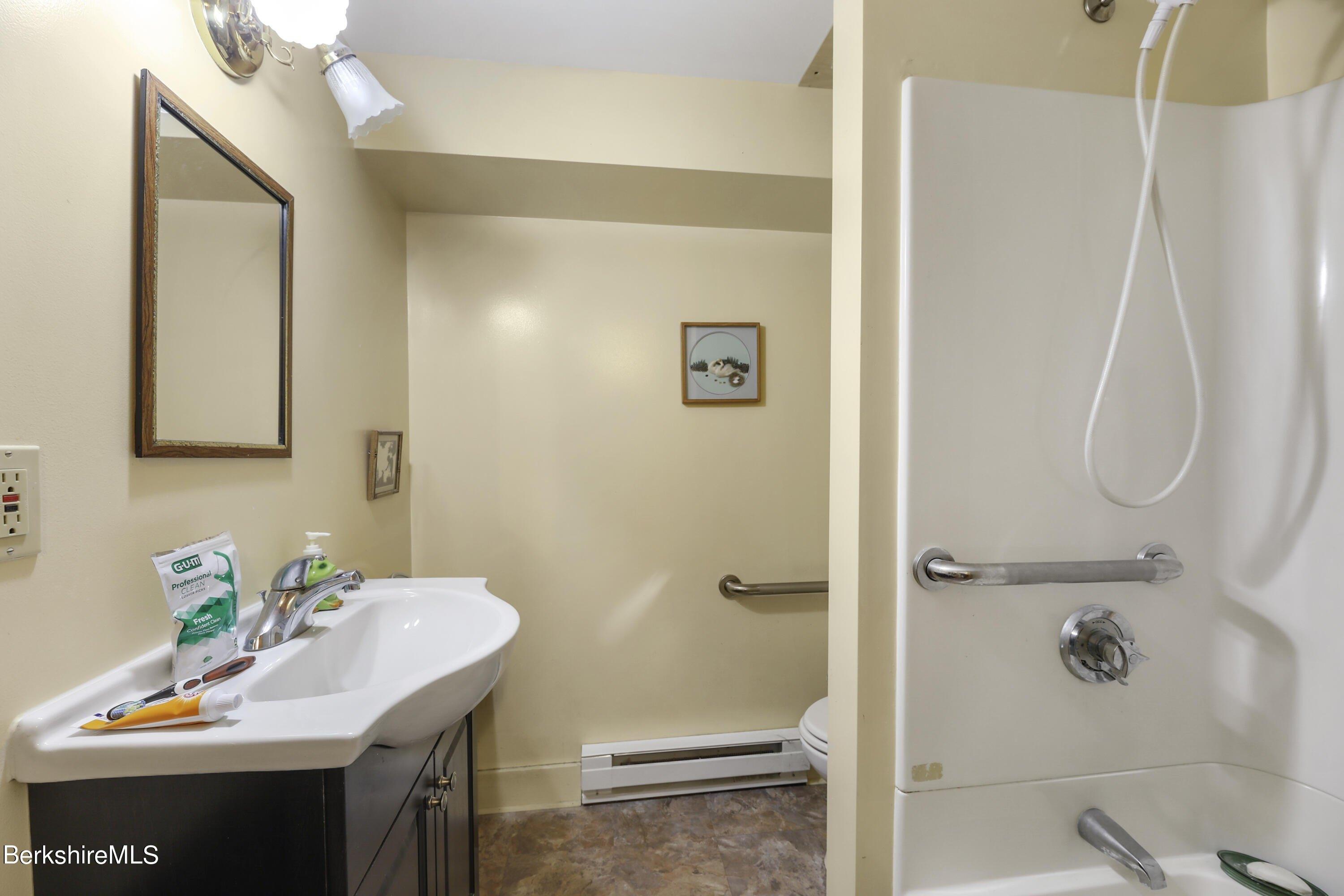 S Sandisfield Rd, Sandisfield, MA 01255