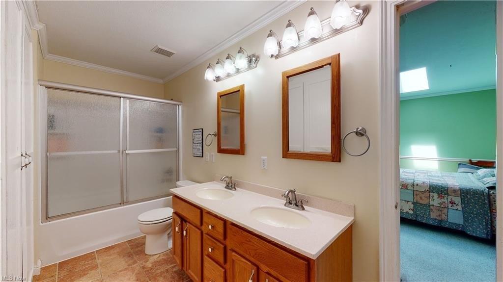 Olde Farm Ln, Hudson, OH 44236