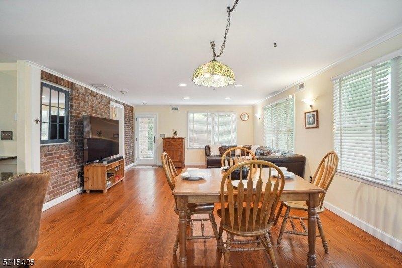 Dunn Pkwy, Mountainside, NJ 07092