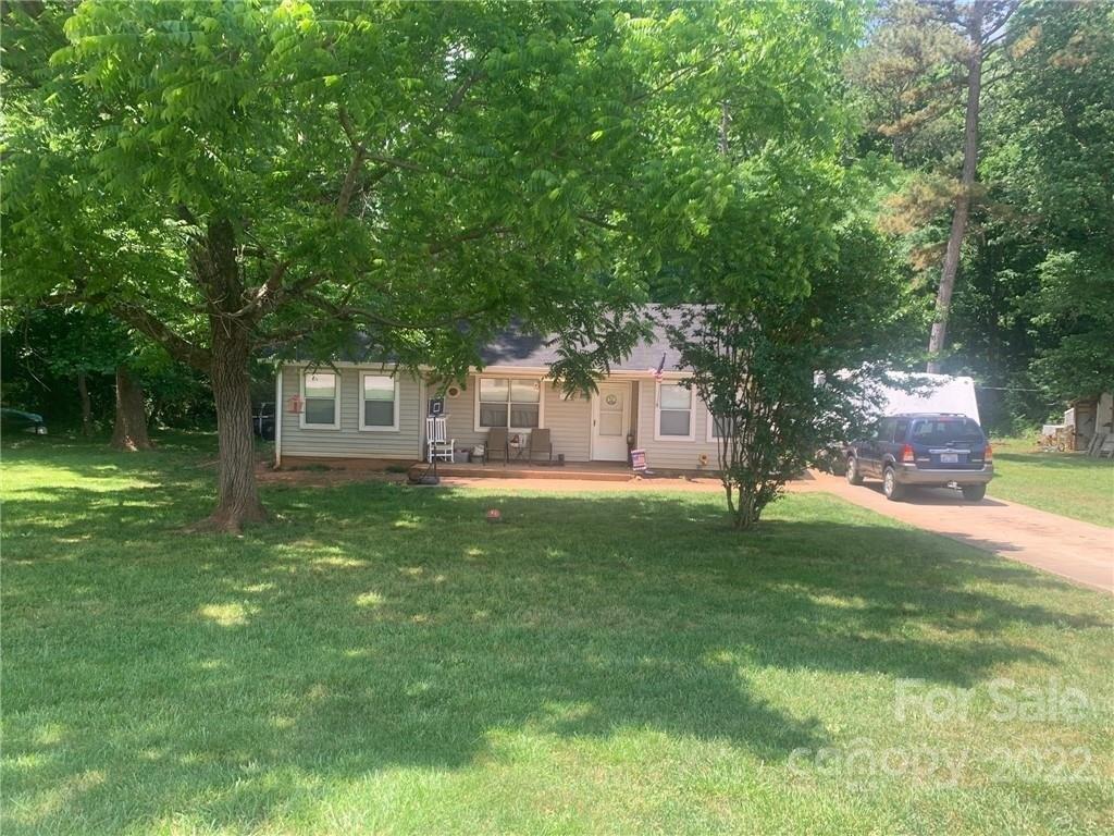 Cedar Dr, Salisbury, NC 28147