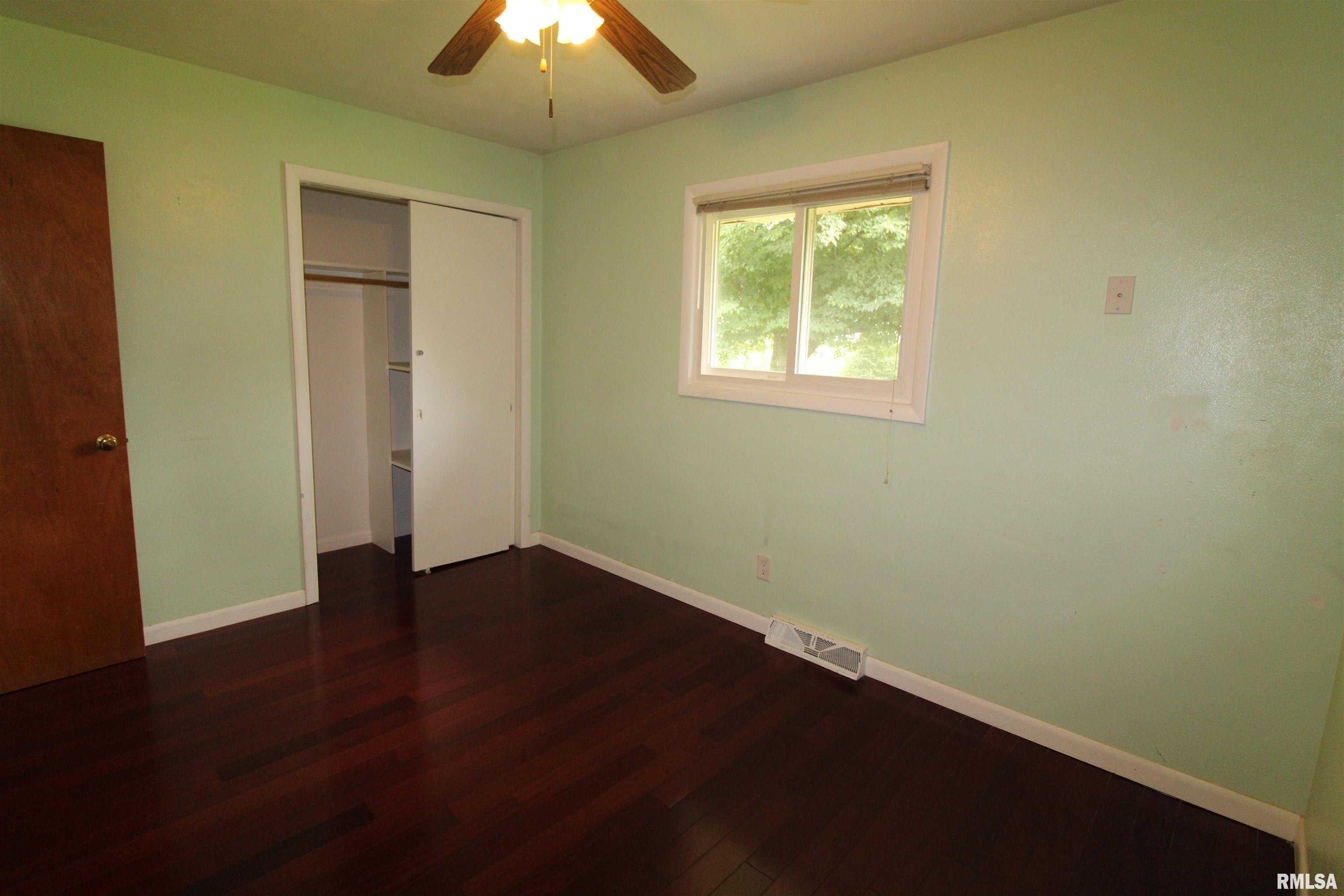 N Brookdale Pl, Peoria, IL 61614