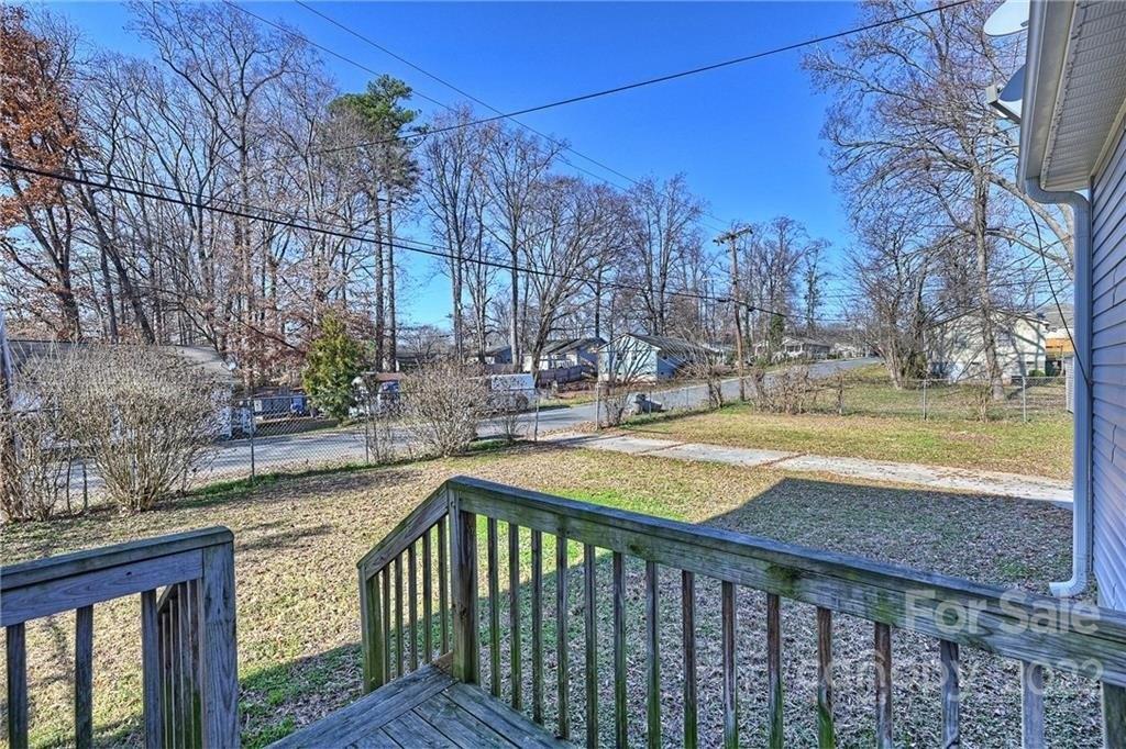 Mcarthur Ave, Charlotte, NC 28206