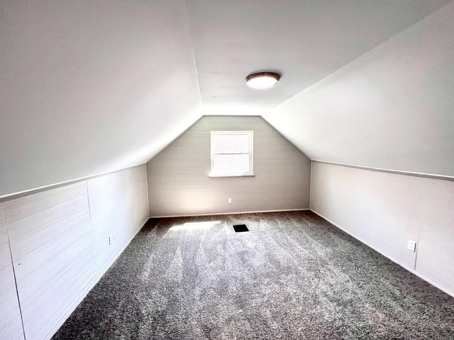 Belvoir Ln, Cincinnati, OH 45238