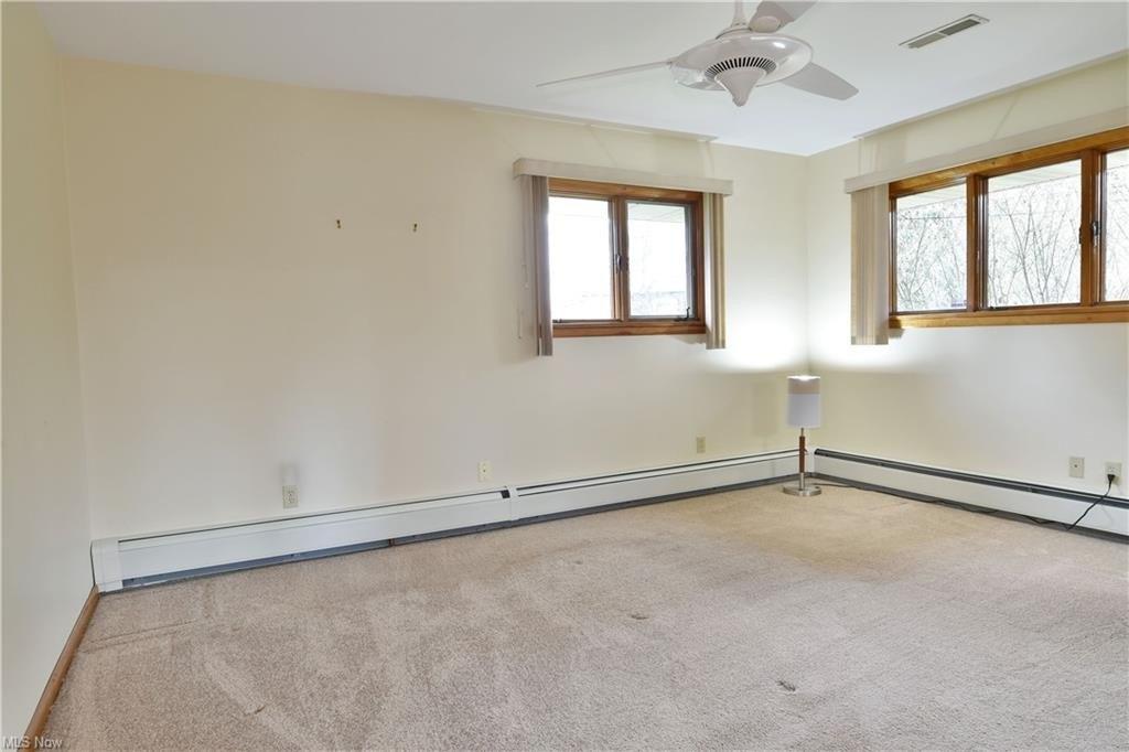 Melwood Dr Ne, Warren, OH 44483
