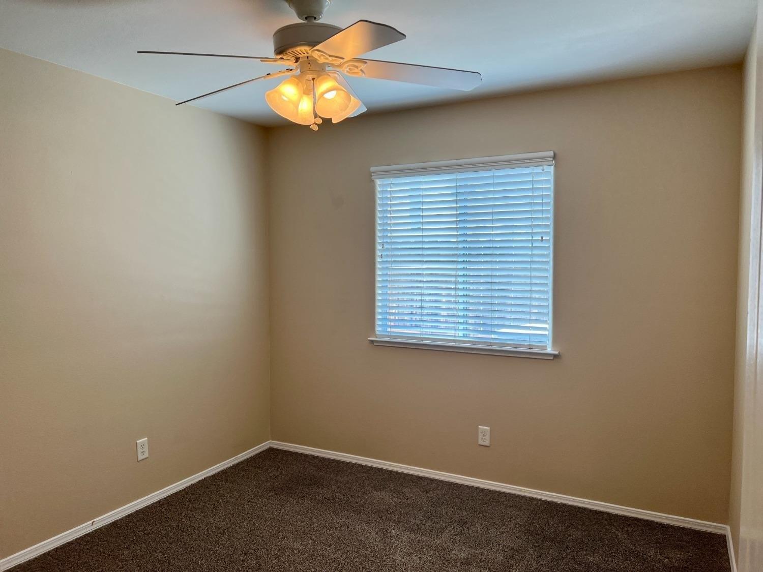 Hanson Ave, Clovis, CA 93611