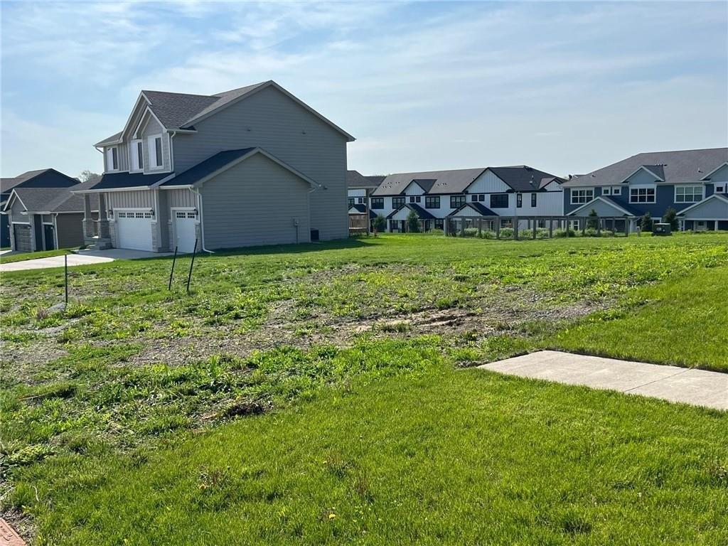 Empire Ct, West Des Moines, IA 50266