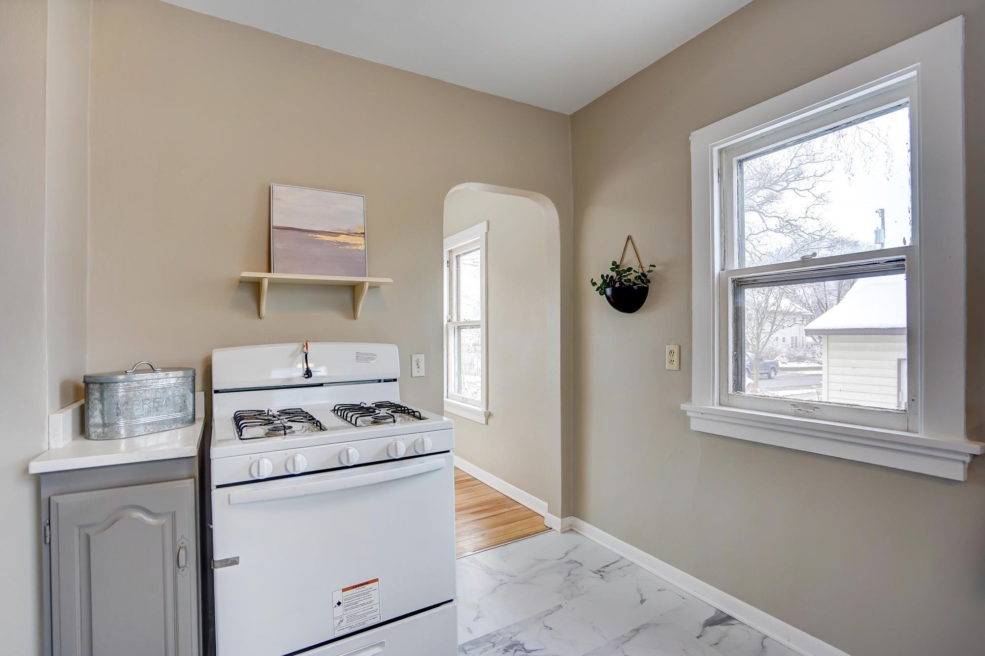 E Johnson St, Madison, WI 53704