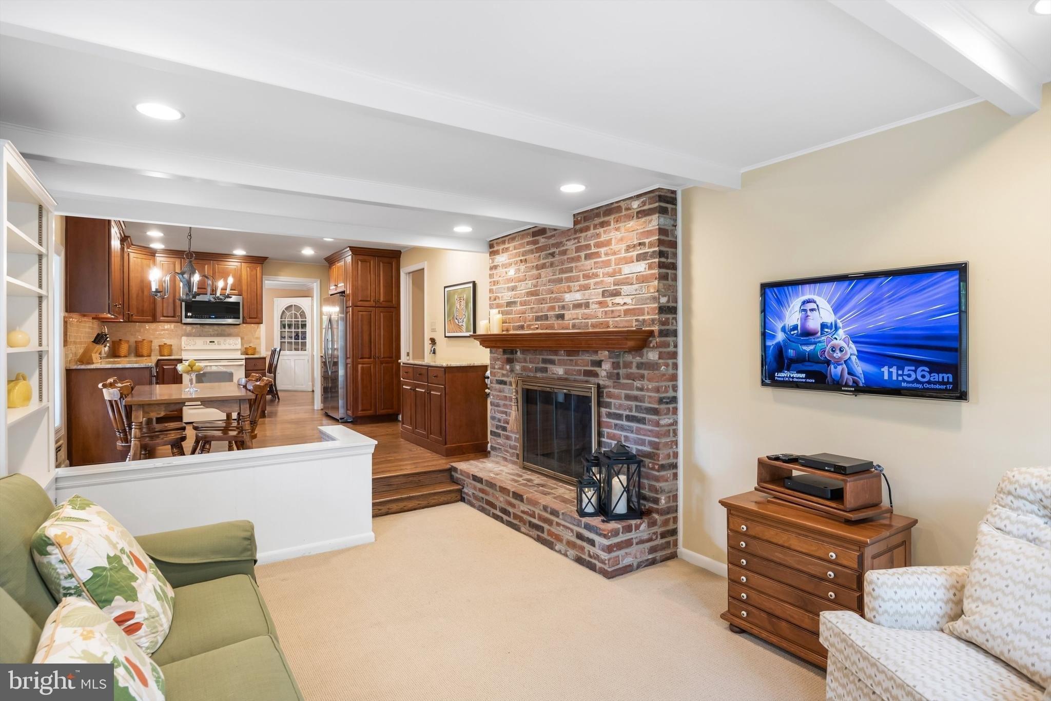 Nantucket Dr, Cherry Hill, NJ 08034