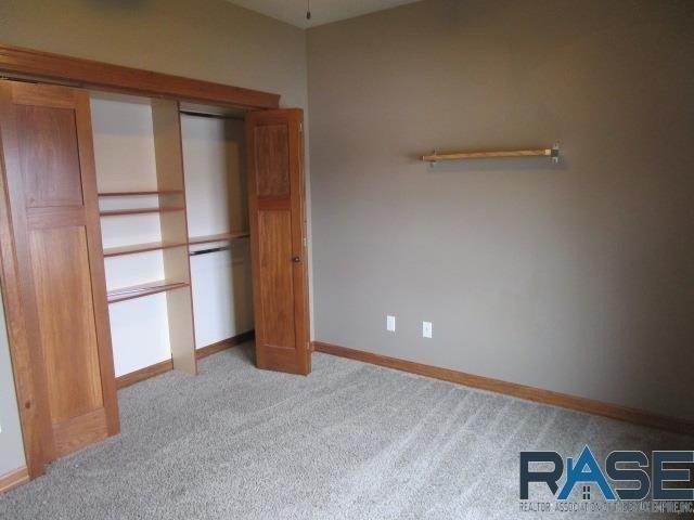 S Shebal Ave, Harrisburg, SD 57032