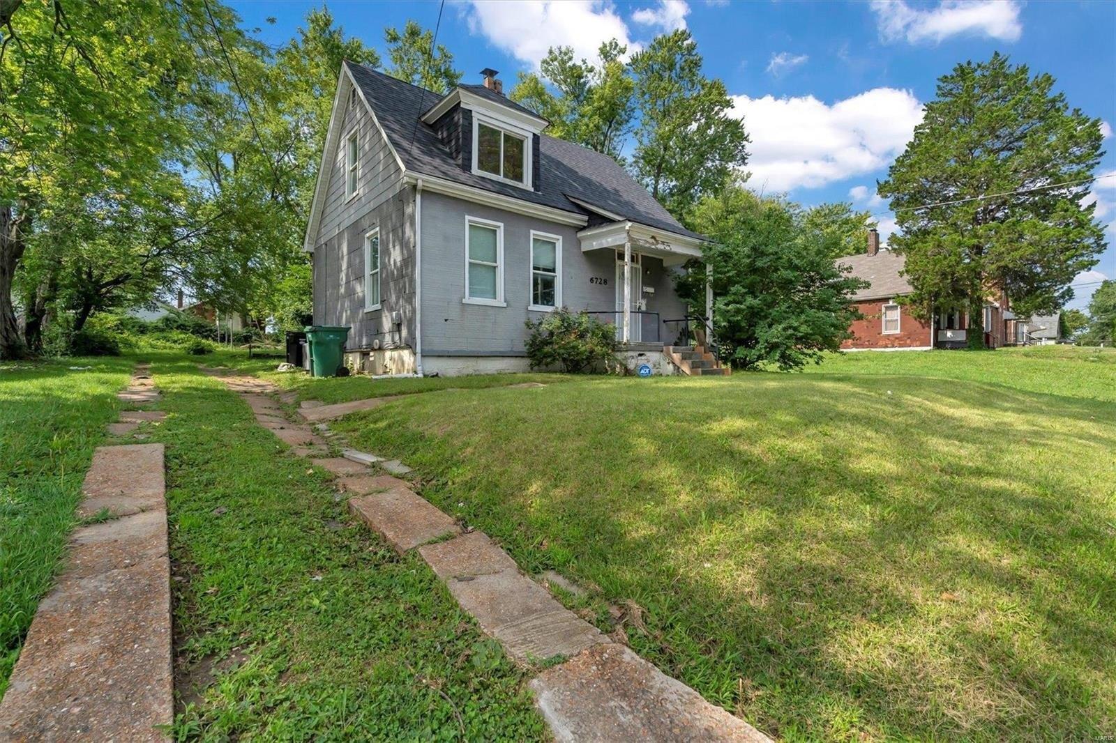 Robbins Ave, Saint Louis, MO 63133