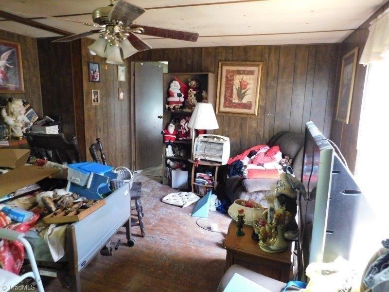 Smith Rd, Oxford, NC 27565