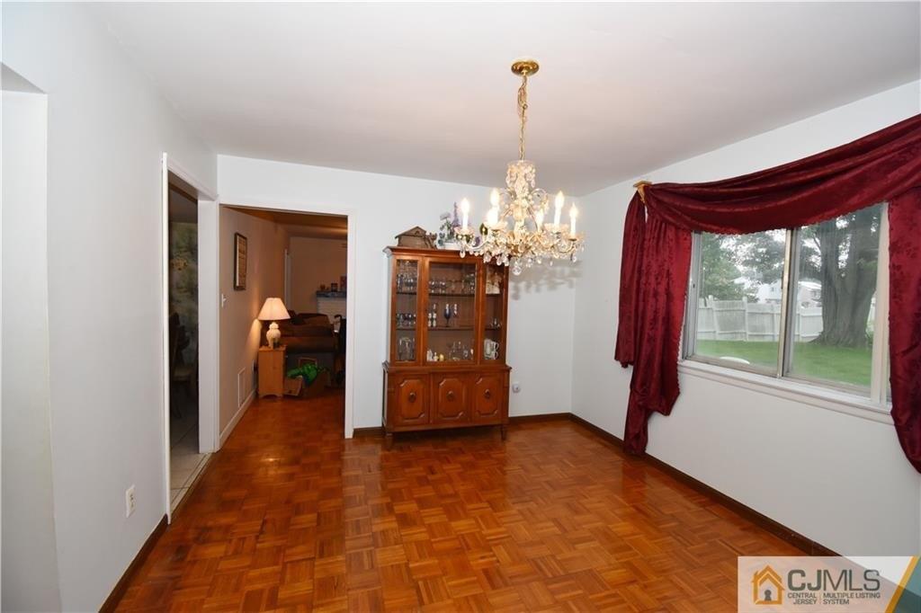 Wick Dr, Sayreville, NJ 08872