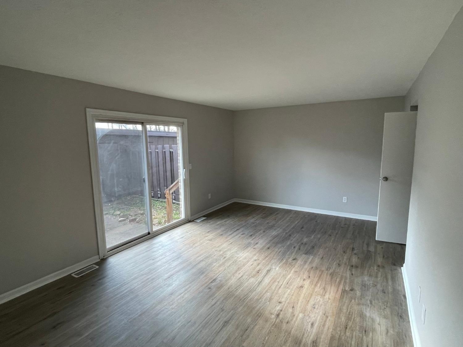 Amberway Ct, Cincinnati, OH 45251