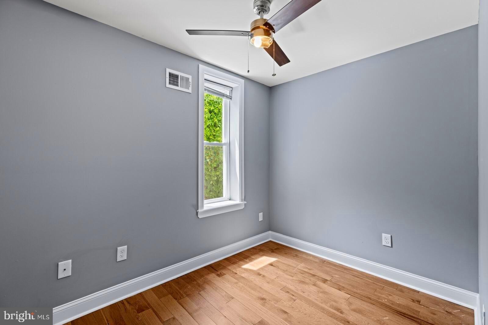 N 20th St, Philadelphia, PA 19132
