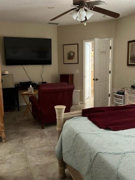 Elwood Ave, Englewood, FL 34223