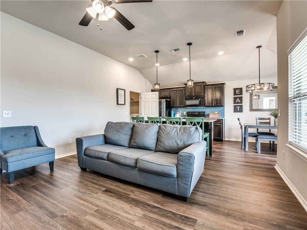 Vivo Dr, Edmond, OK 73012