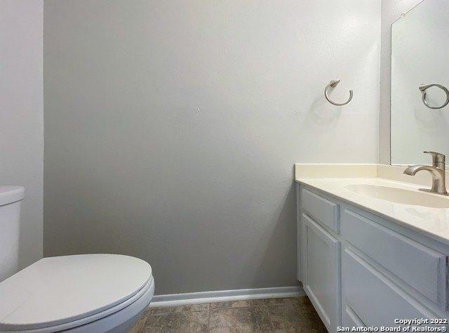 Apricot Dr, San Antonio, TX 78247