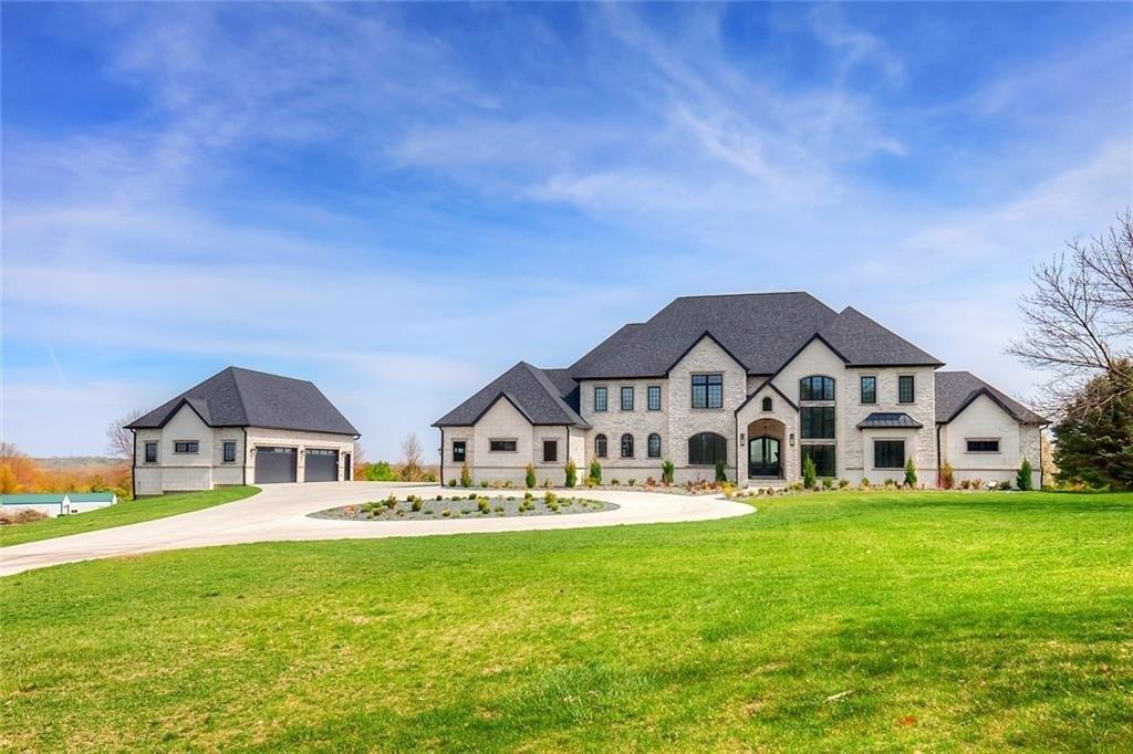 Nw 100th St, Johnston, IA 50131