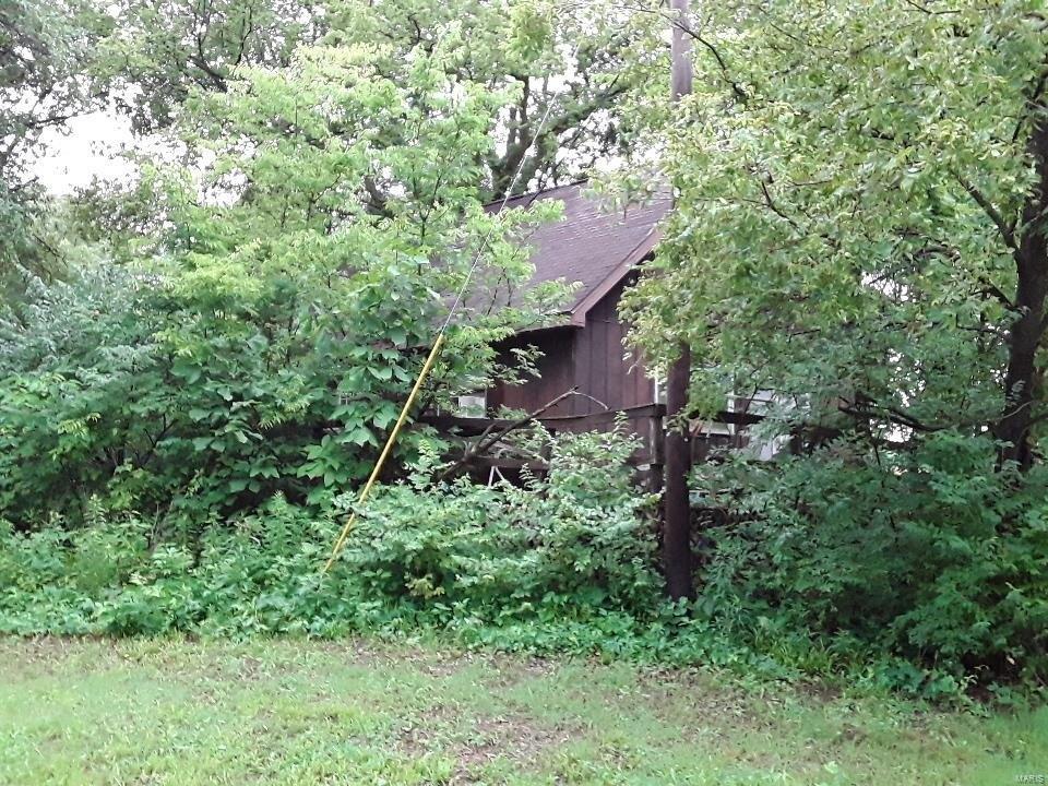 Elm Ln, Centralia, IL 62801