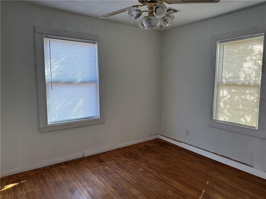 N Hightower St, Altus, OK 73521