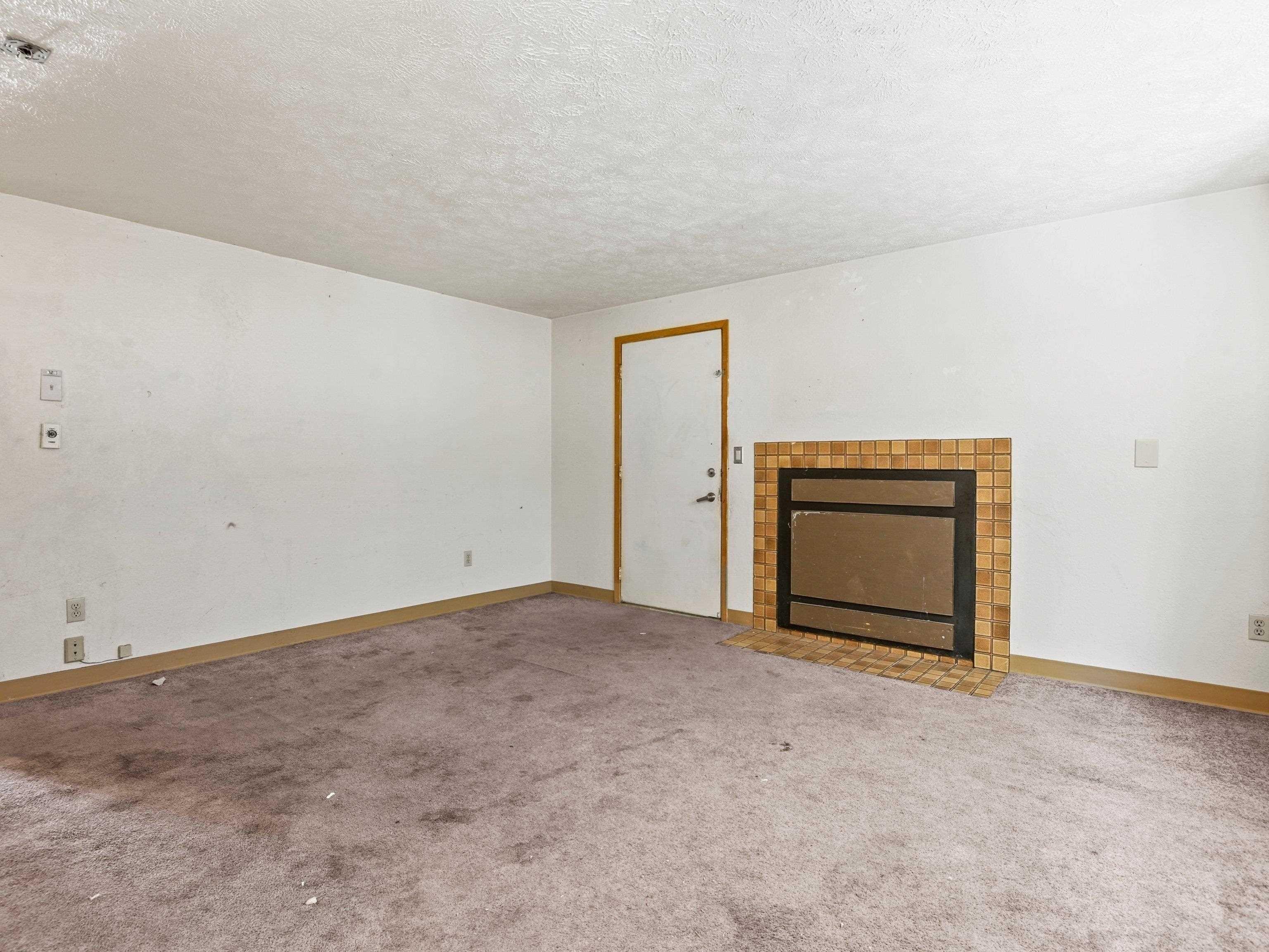 E Sanson Ave, Spokane, WA 99207