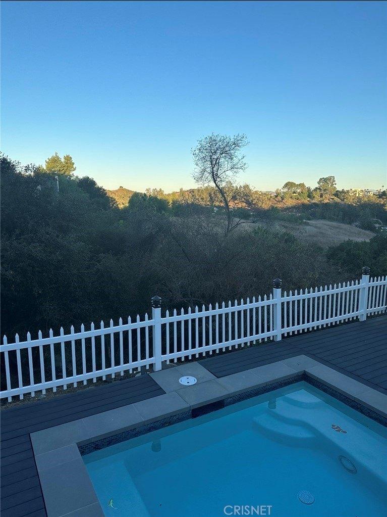 Poppy Dr, Calabasas, CA 91302