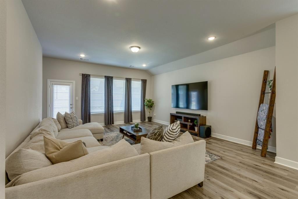 Deerpath Dr, Forney, TX 75126