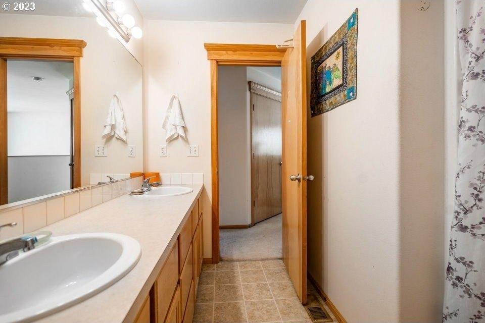 Sw Bygones Ct, Beaverton, OR 97007