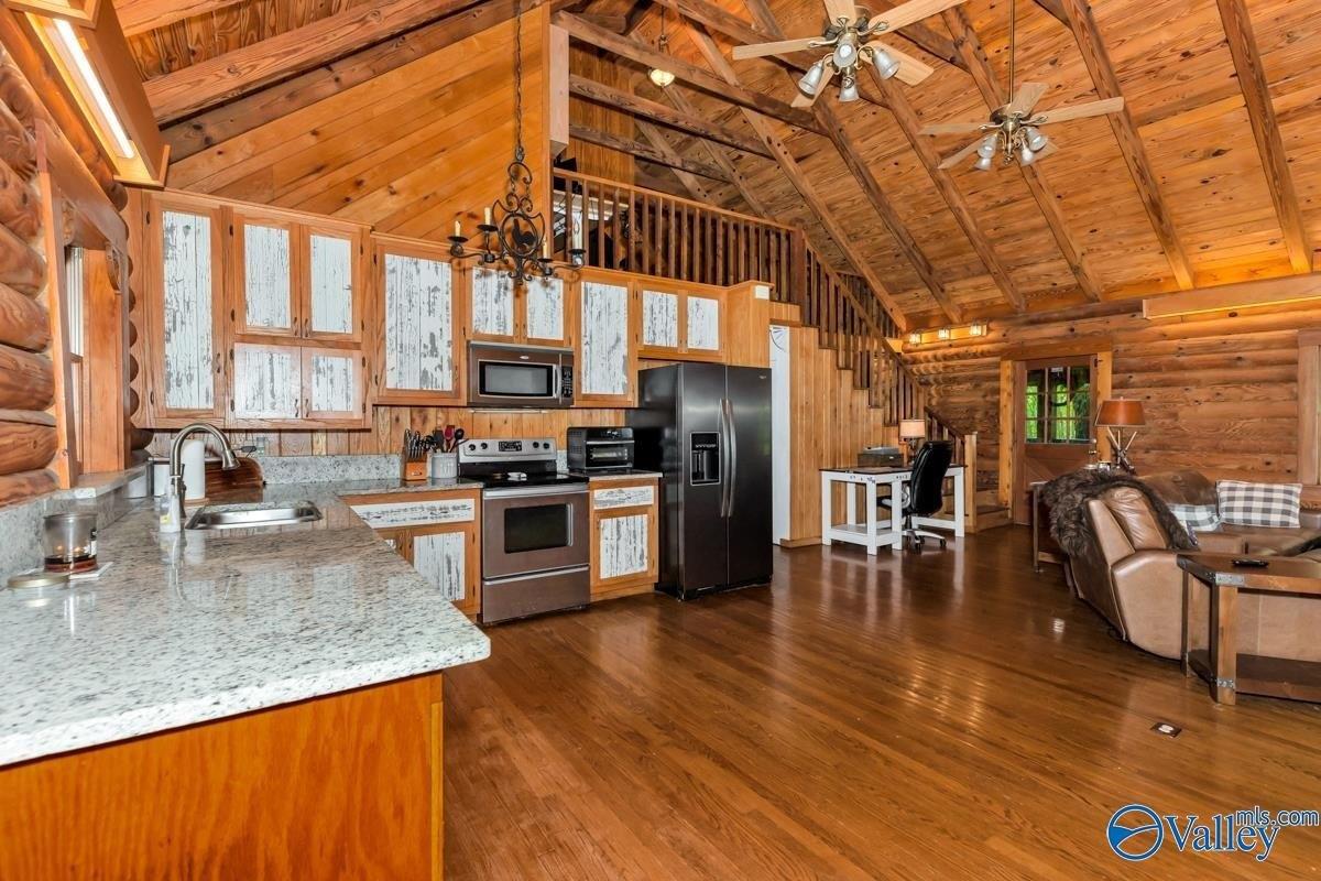 Cain Rd, Somerville, AL 35670