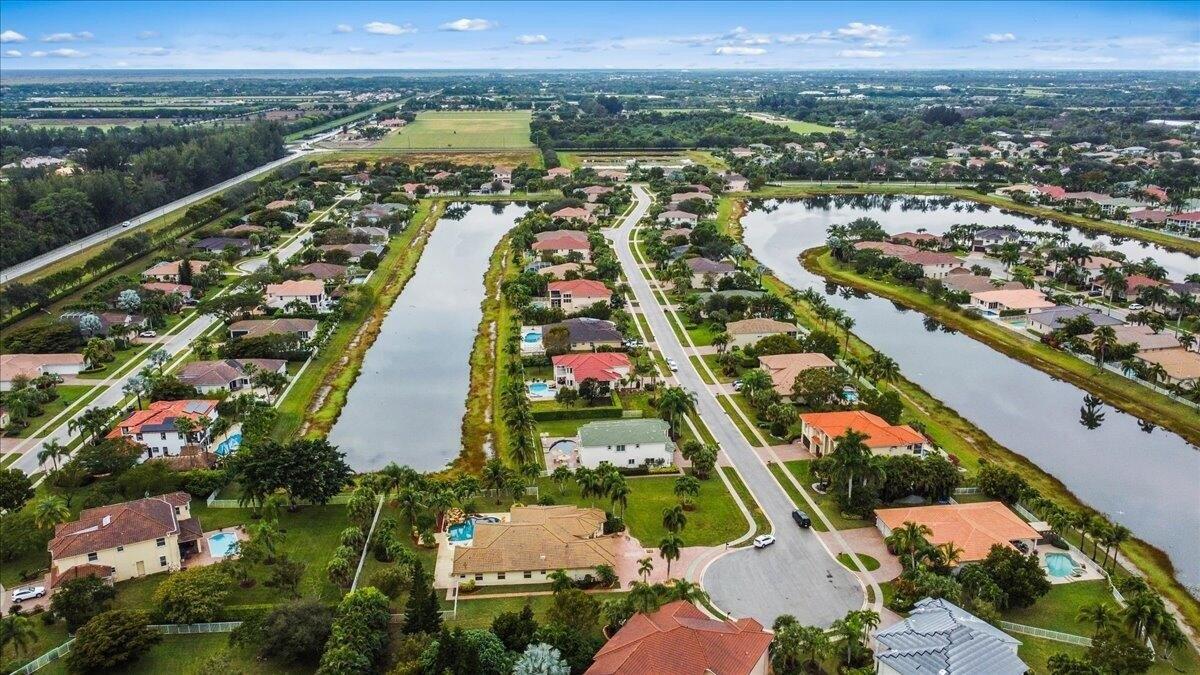 Knightsbridge Pl, Wellington, FL 33449