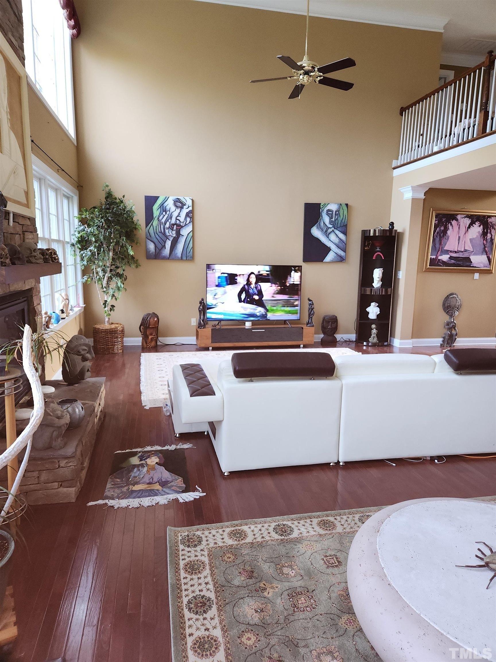 Broadfield Ct, Raleigh, NC 27617
