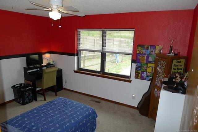 N Forest Pl, Jenks, OK 74037