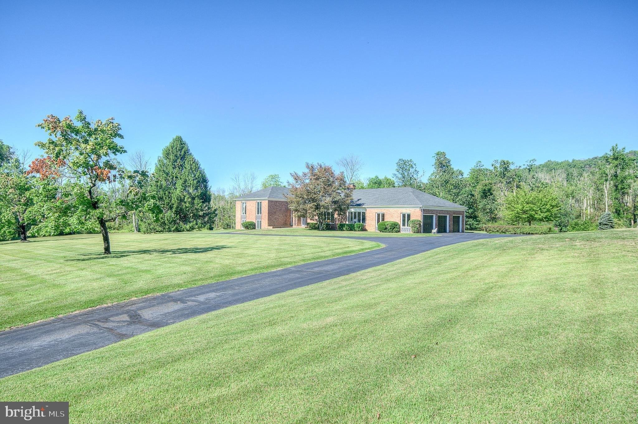 Fiddlers Creek Rd, Titusville, NJ 08560