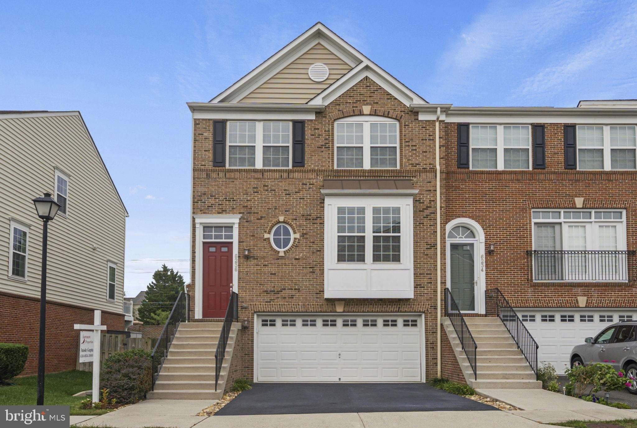 Summit Point Ct, Alexandria, VA 22310