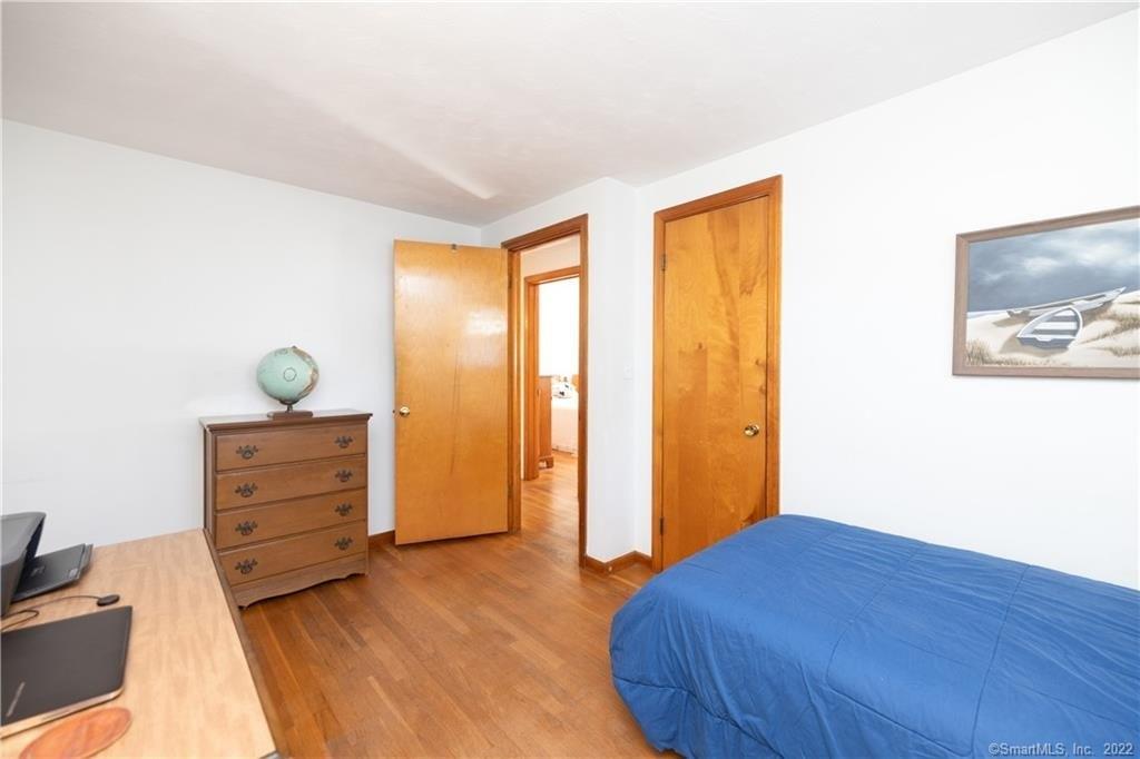 Bright St, Enfield, CT 06082