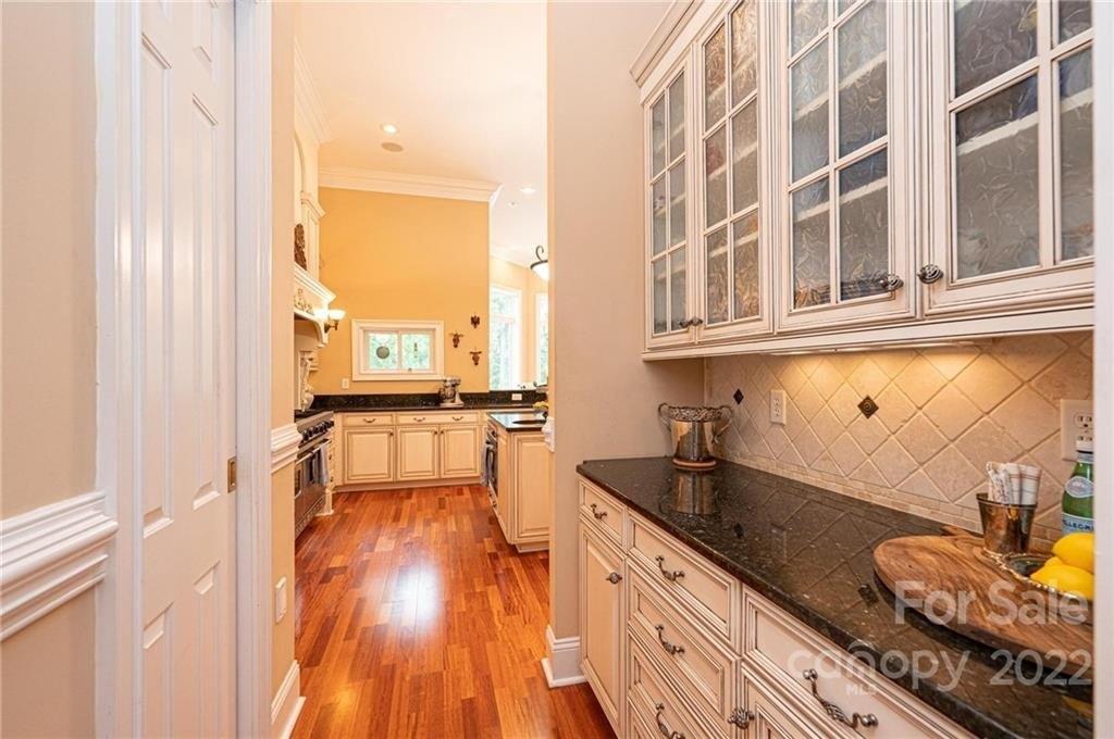 47th Avenue Ln Ne, Hickory, NC 28601