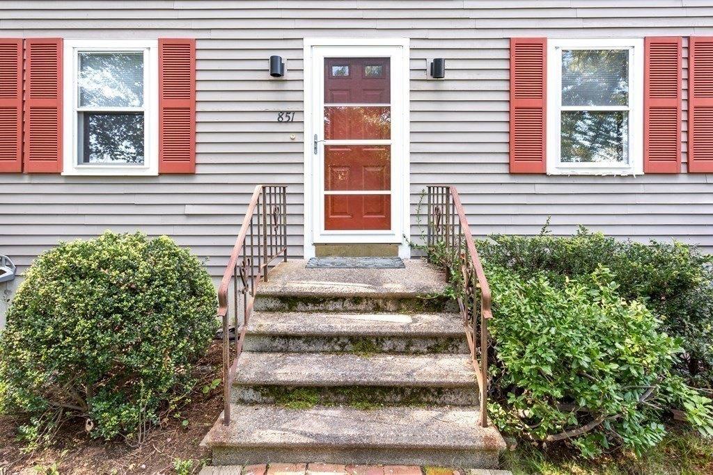 Washington St, Franklin, MA 02038