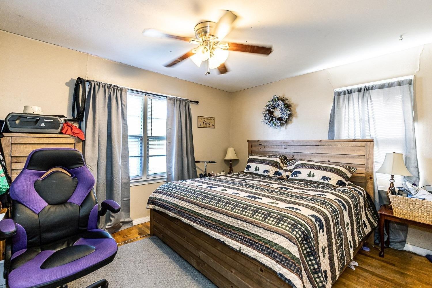 Holly St, Levelland, TX 79336