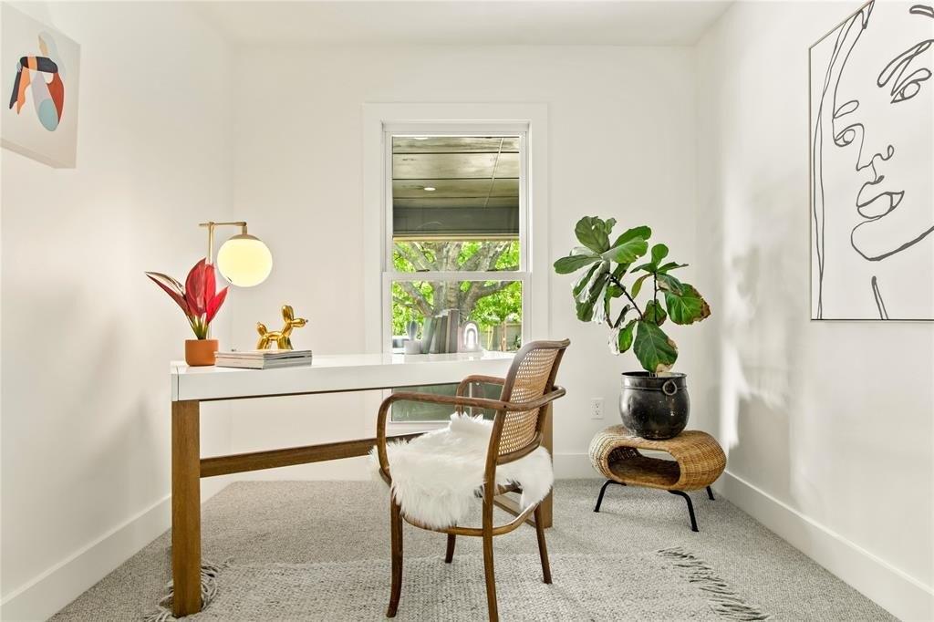 Peavy Rd, Dallas, TX 75218