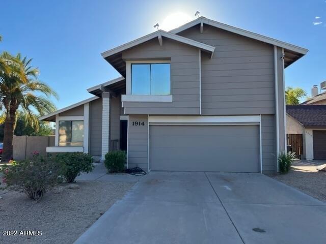 S Brooks Cir, Mesa, AZ 85202