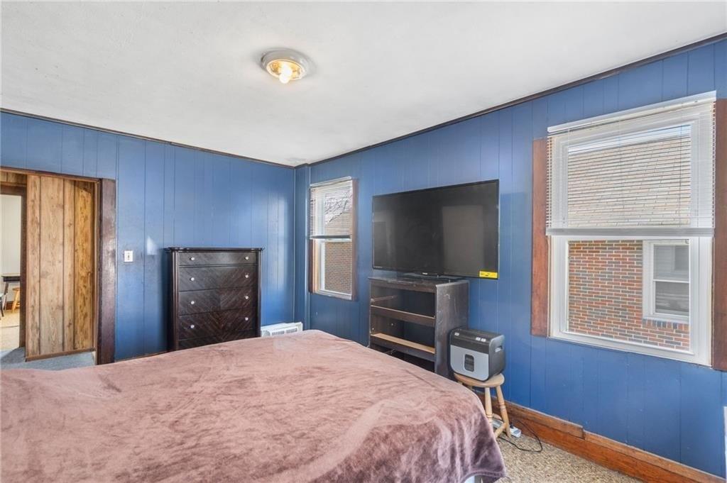Wardlaw Ave, Providence, RI 02908
