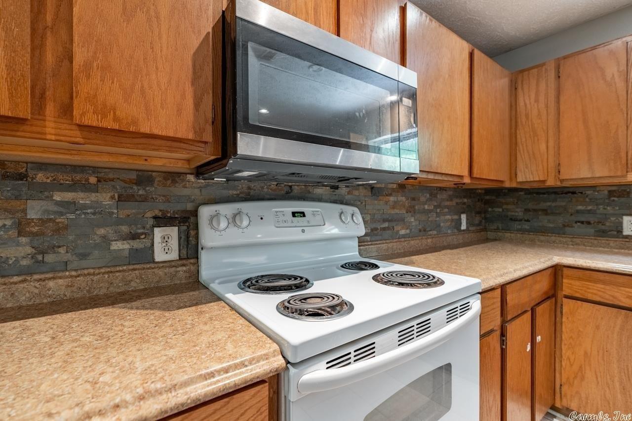 S Oak Grove Rd, Lonoke, AR 72086